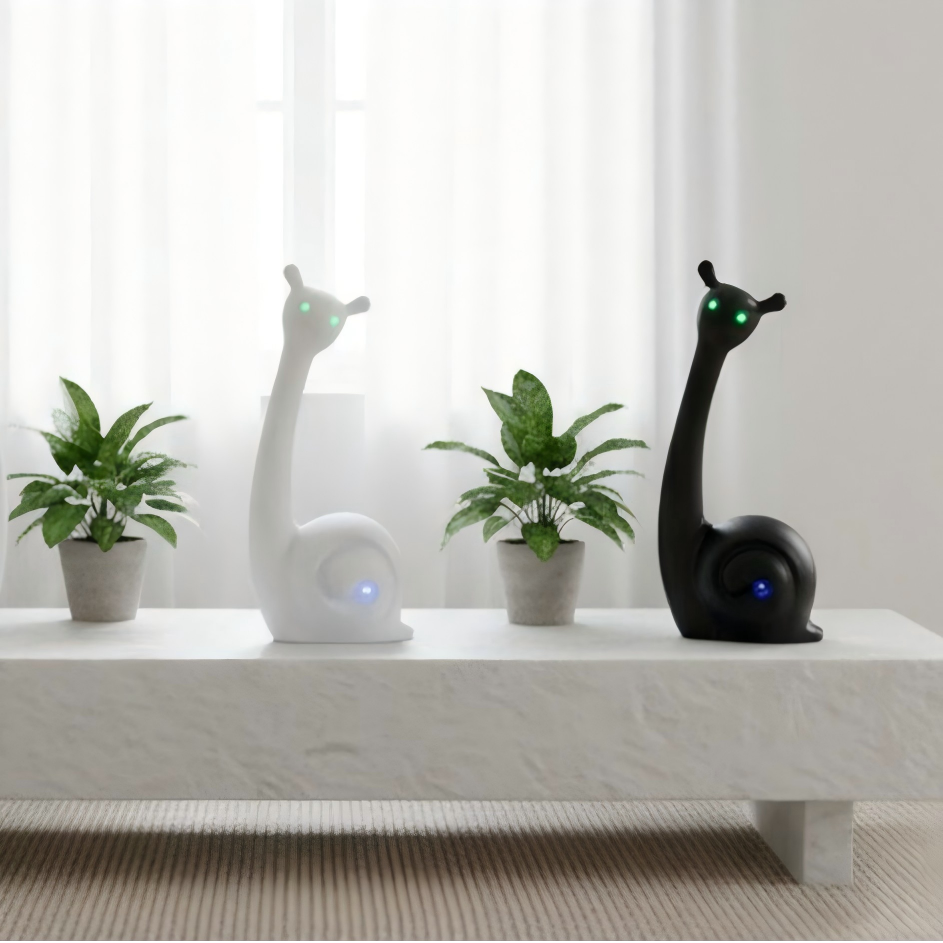 Creative Nordic Snail Sculpture LED Table Lamp Ornament