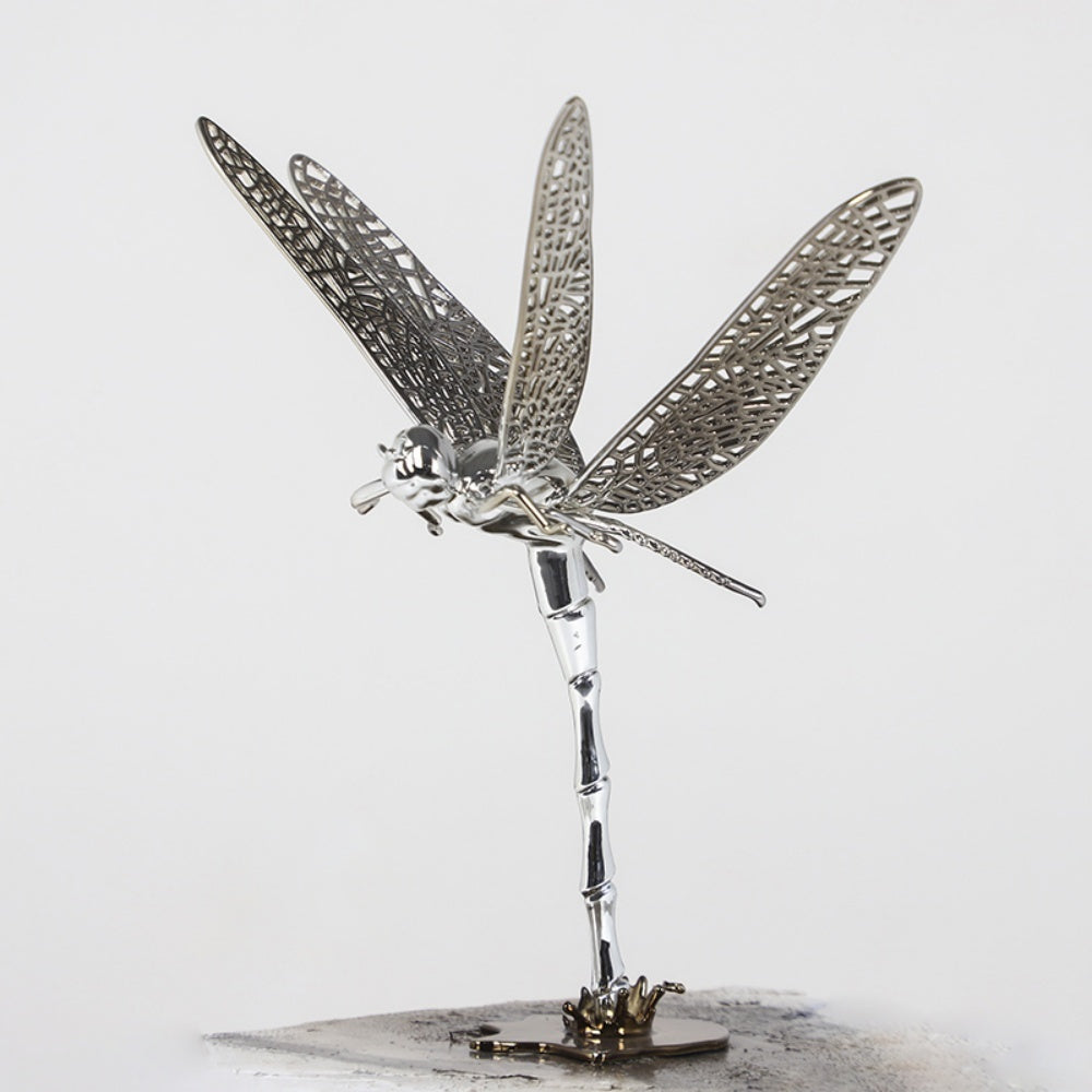 Dragonfly Water Splash Design Fiberglass Metal Sculpture