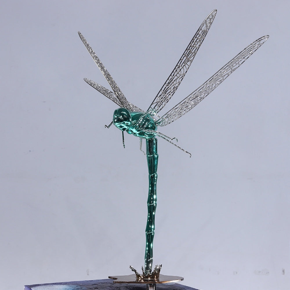 Dragonfly Water Splash Design Fiberglass Metal Sculpture