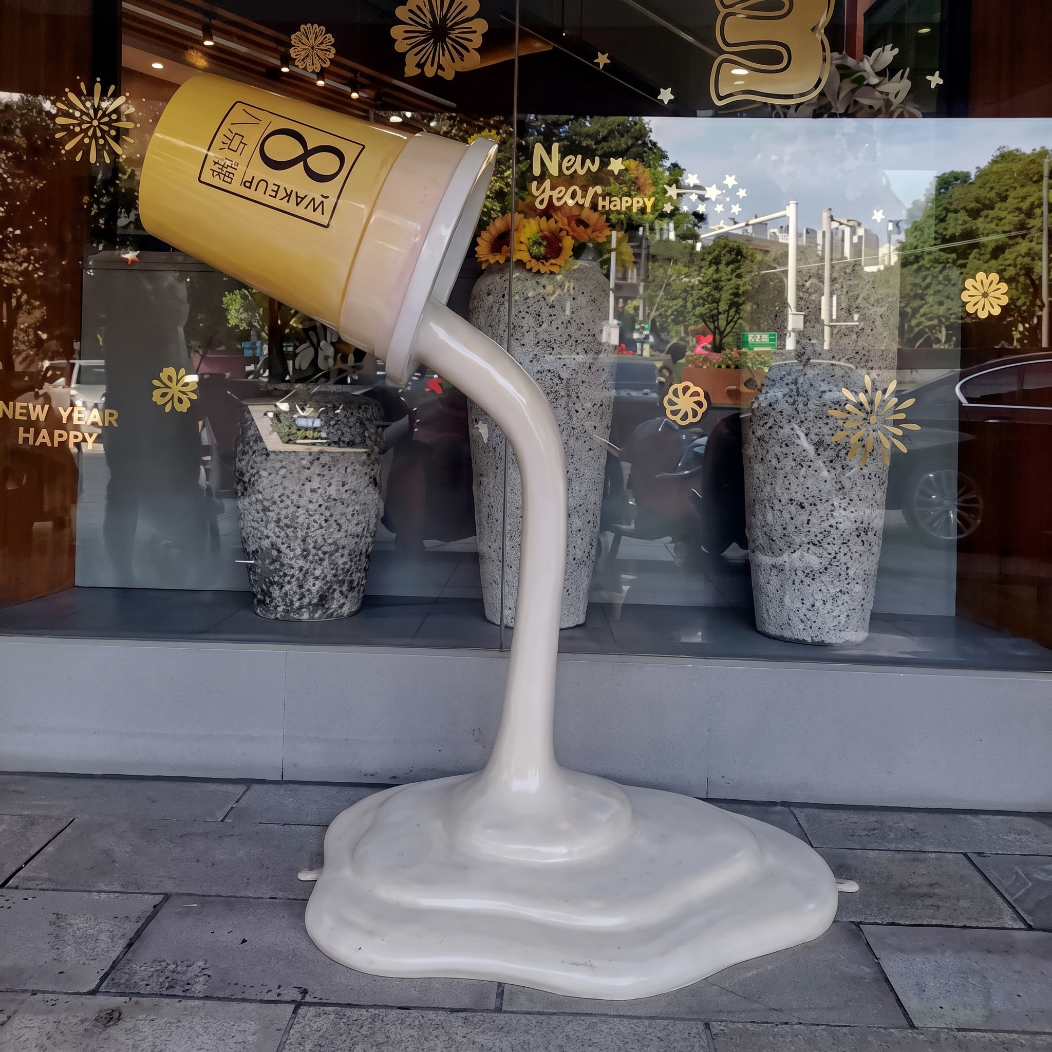 Modern Resin Bubble Tea Statue Large Outdoor Fiberglass Boba Cup