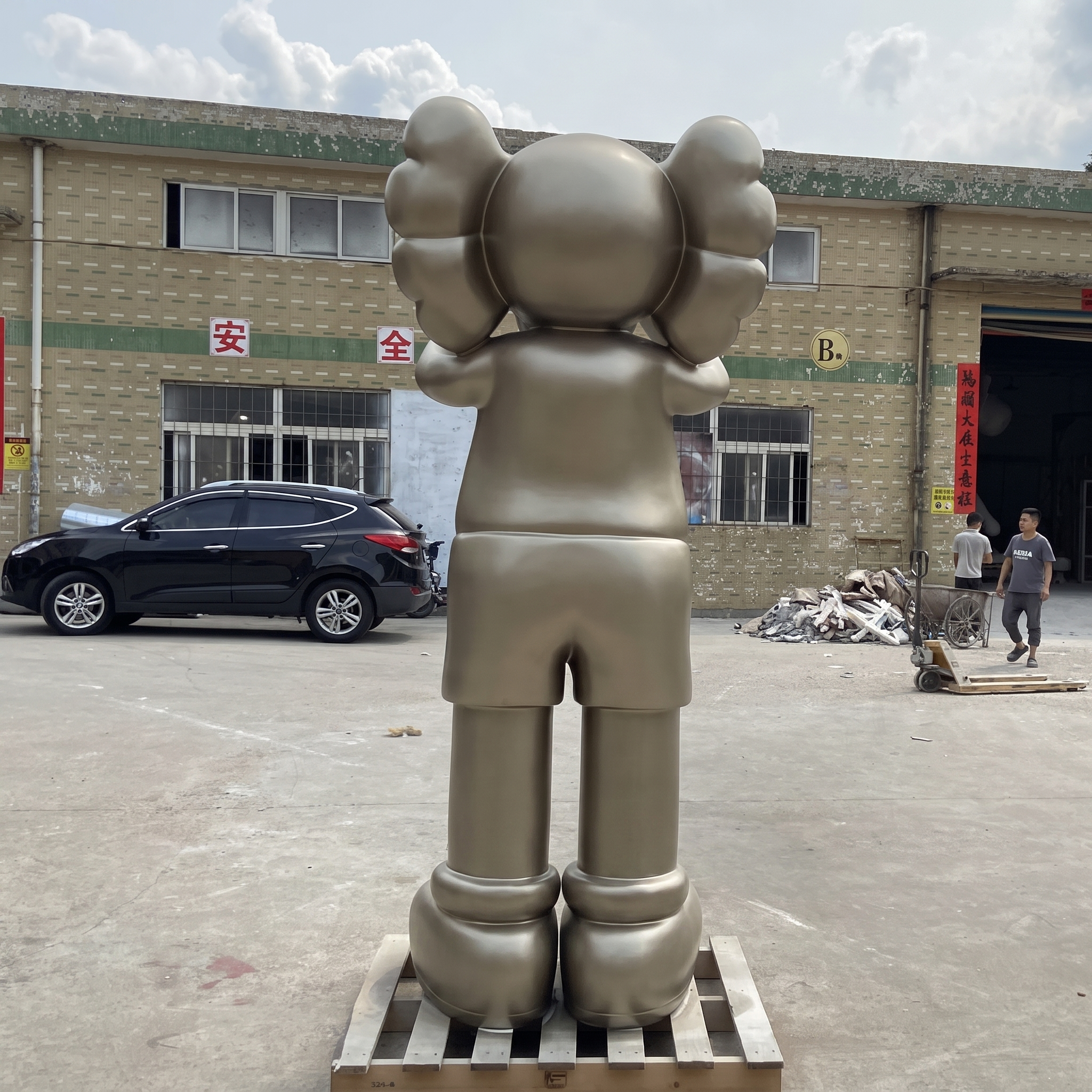Professional Modern Indoor Decoration Fiberglass Figure Sculpture