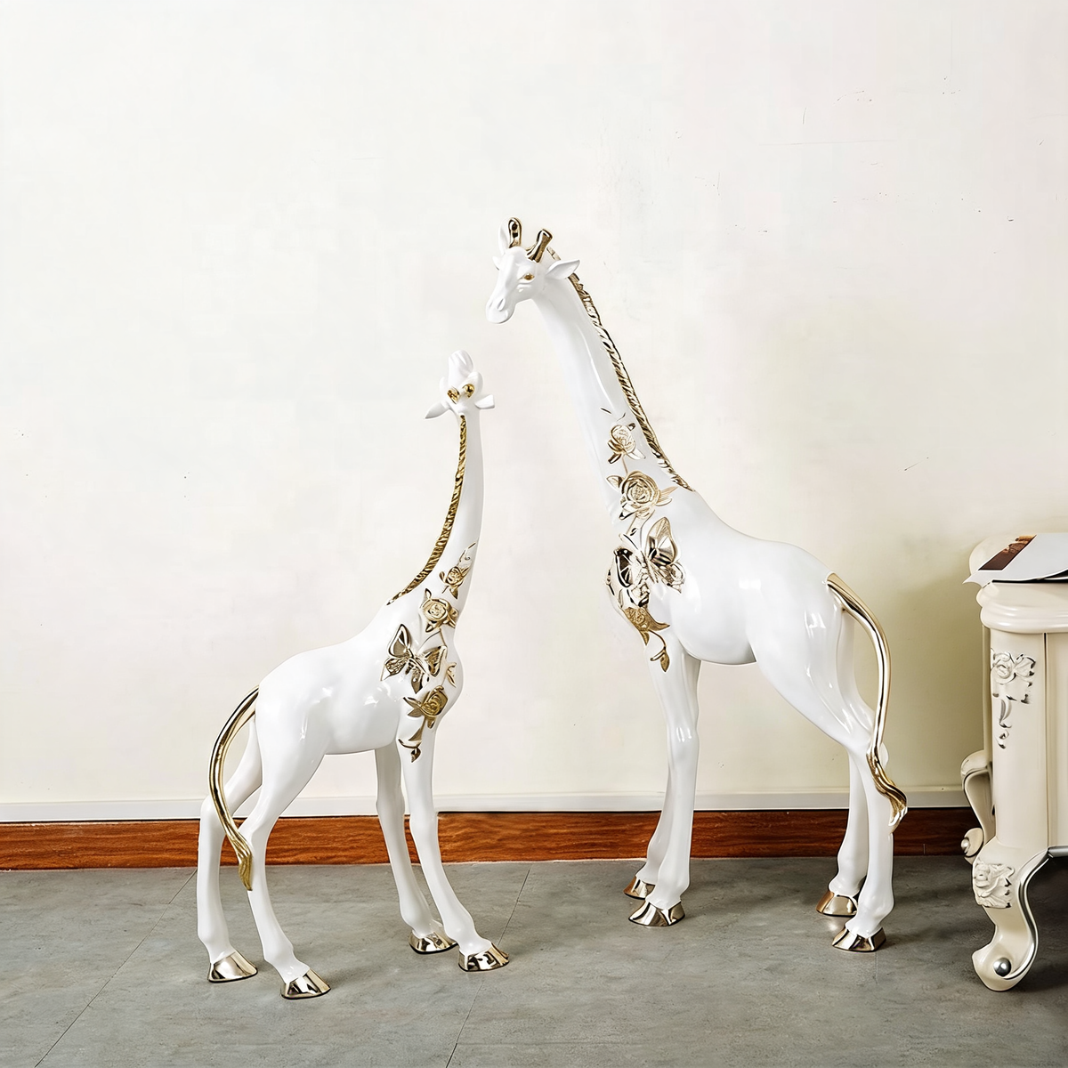 Animal Decoration Resin Giraffe Sculpture in Rose Gold