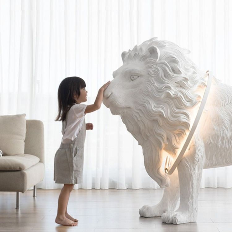 Lion Sculptural Floor Lamp in White Fiberglass