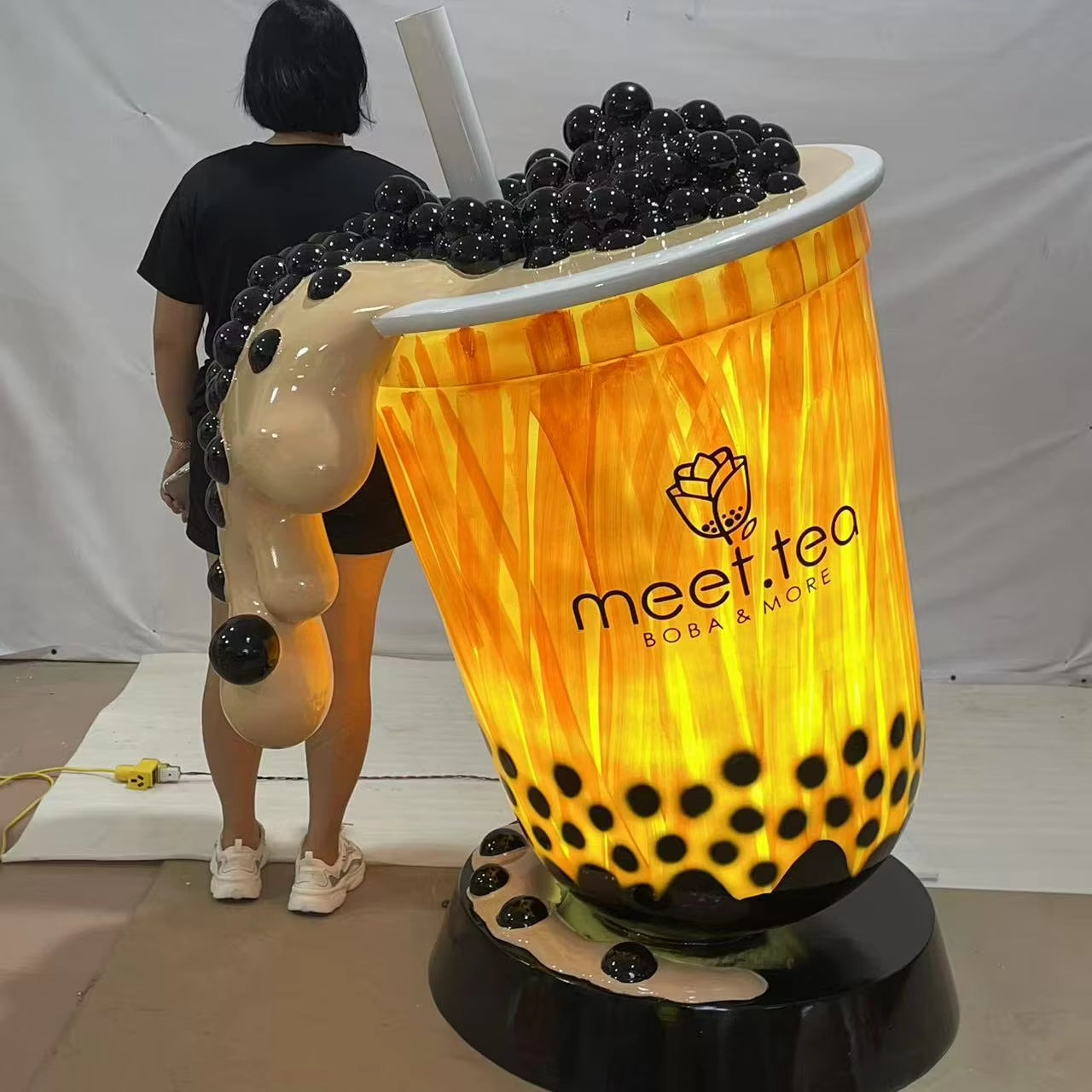 Modern Fiberglass Sculpture Outdoor Large Resin Giant Milk Tea Bubble Boba Cup Statue